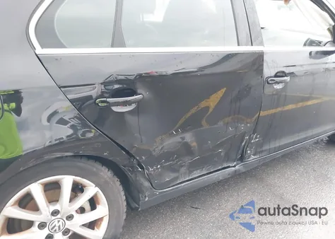 2010 Volkswagen Jetta Se from USA, damaged, VIN 3VWRX7AJ1AM018411